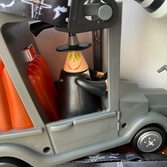 Disney nightmare before Christmas popcorn bucket - Picture 2 of 4